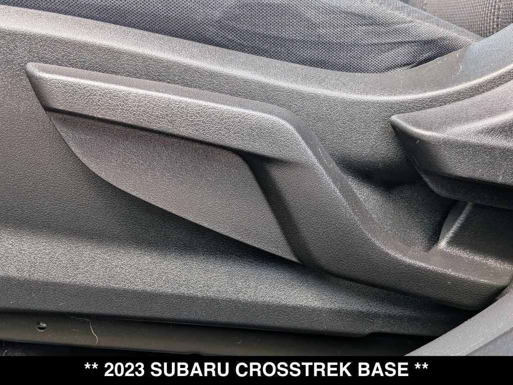 Used 2023 Subaru Crosstrek 2.0i AWD/4WD image 19