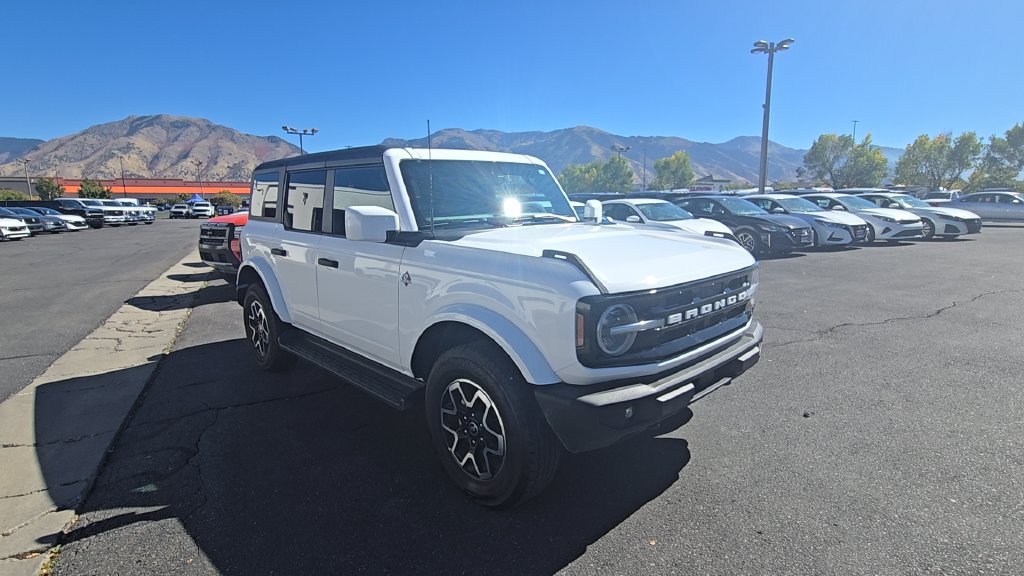 Used 2026 Ford Bronco Outer Banks AWD/4WD image 3