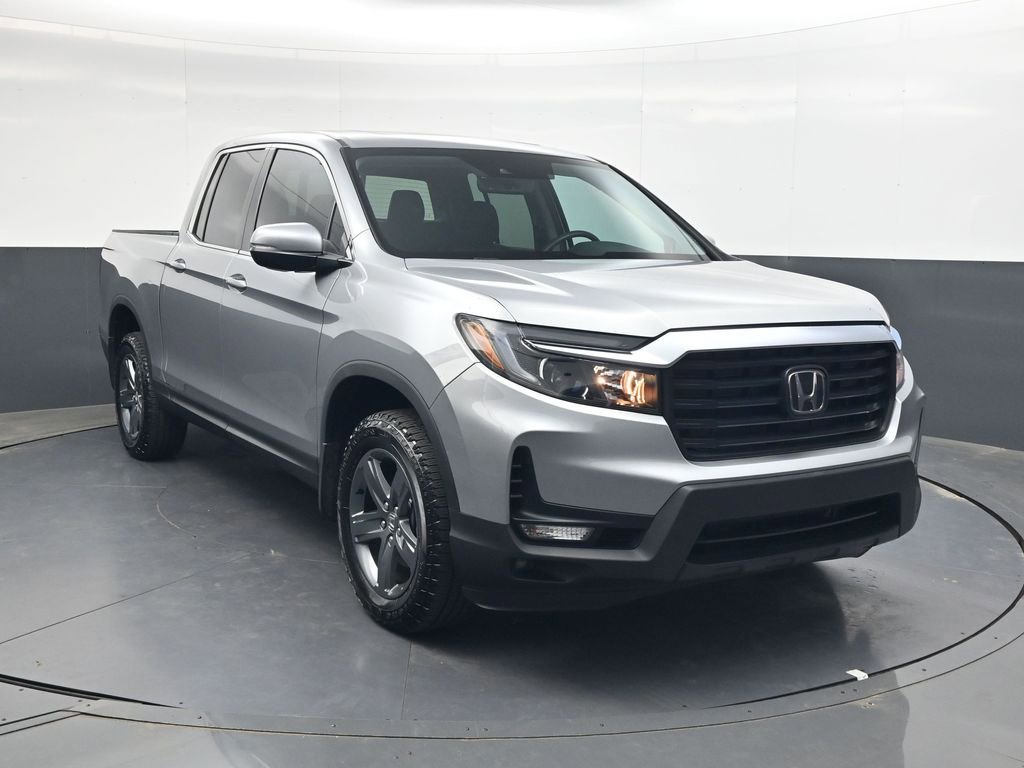 Certified 2023 Honda Ridgeline RTL image 2