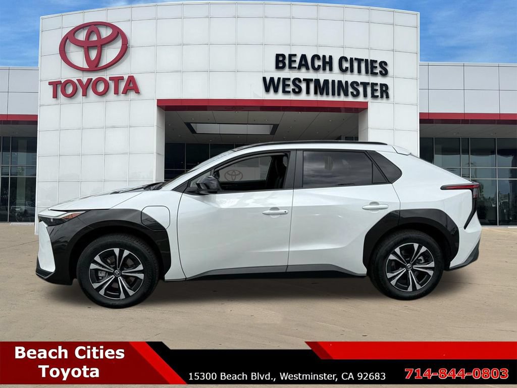 Certified 2025 Toyota bZ4X FWD image 7