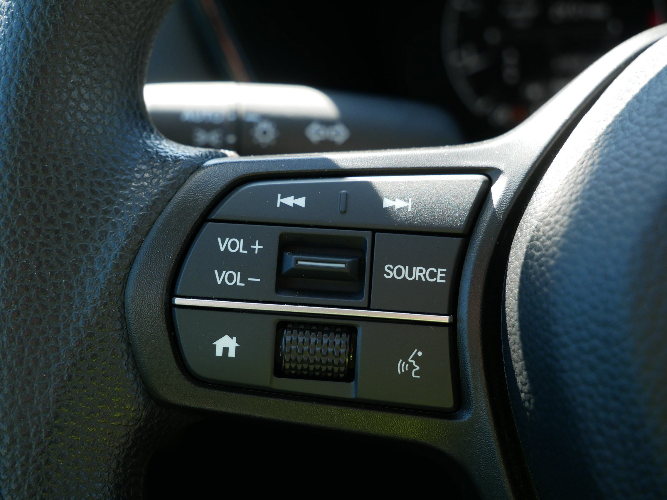 Certified 2025 Honda CR-V EX image 31