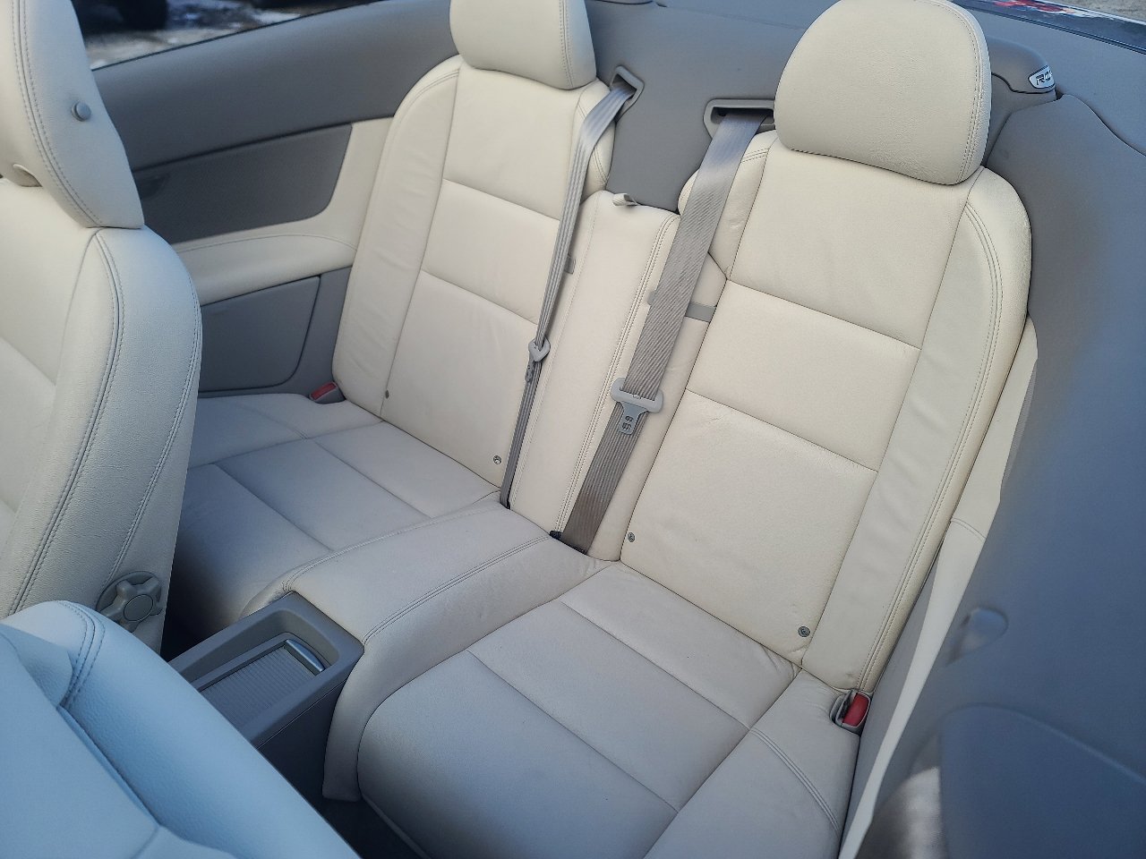 Used 2009 Volvo C70 T5 image 20