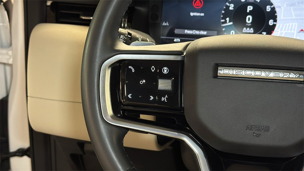 Used 2024 Land Rover Discovery Sport S image 23
