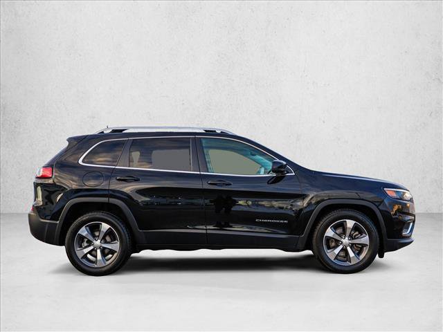 Used 2019 Jeep Cherokee Limited image 4