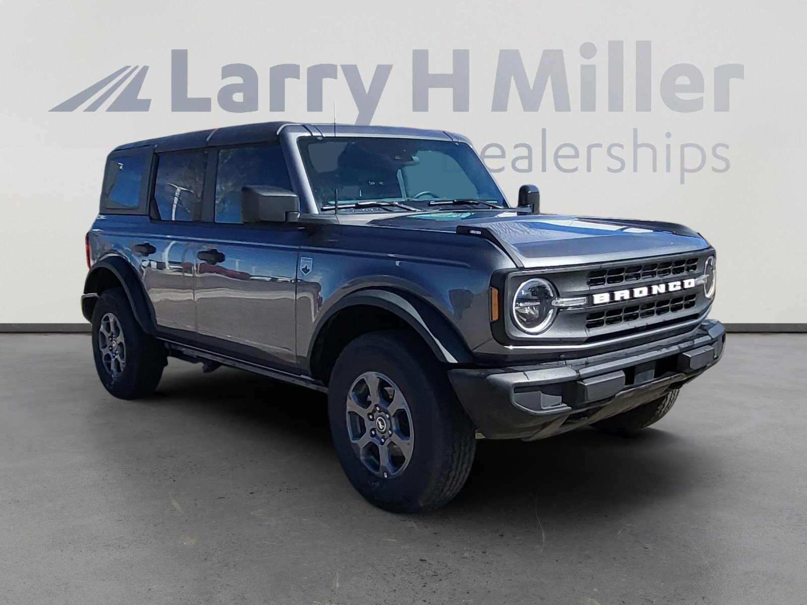 Used 2025 Ford Bronco Big Bend image 7