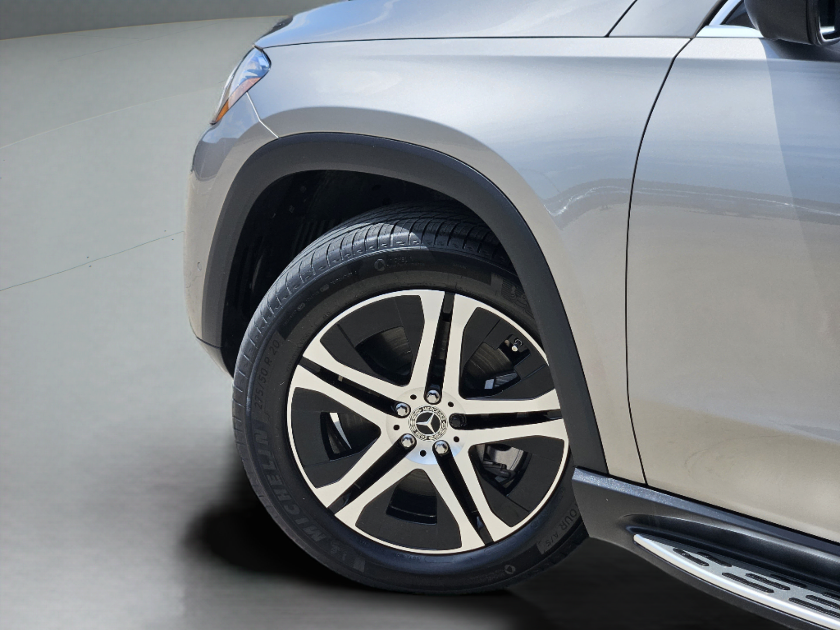 Certified 2021 Mercedes-Benz GLS 450 4MATIC image 26