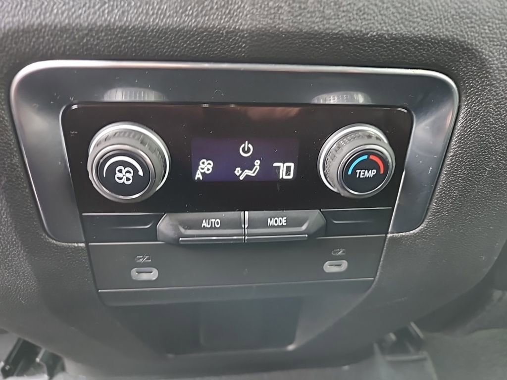 Used 2024 Chevrolet Tahoe LT image 23