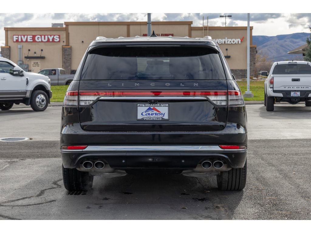 Used 2022 Lincoln Aviator Black Label w/ Dynamic Handling Package image 4