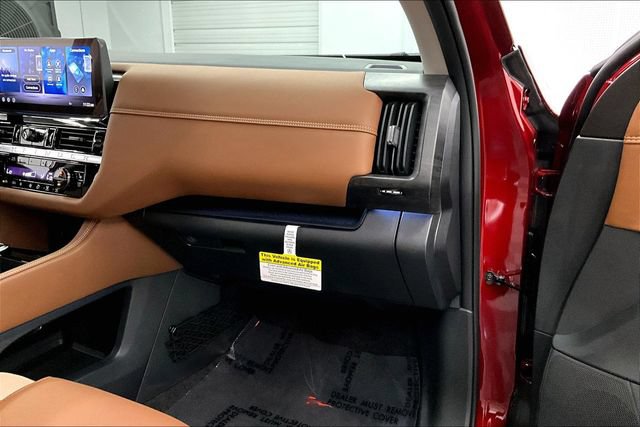 New 2026 Nissan Pathfinder Platinum AWD/4WD image 37