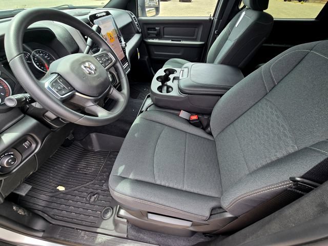 New 2026 RAM 3500 Tradesman AWD/4WD image 21