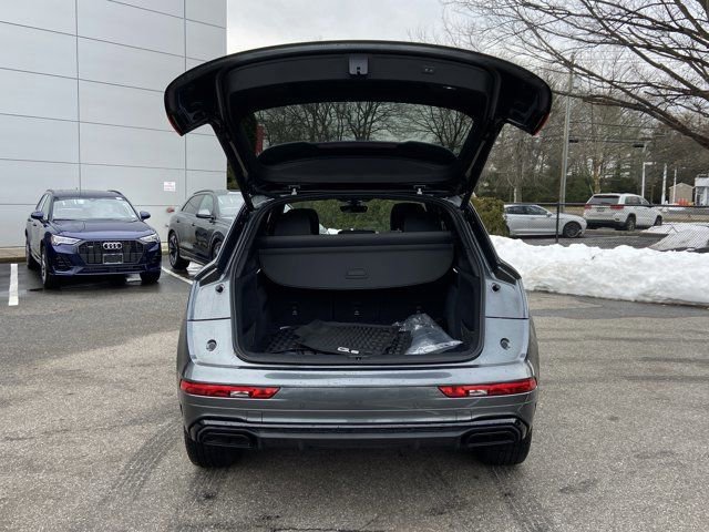 Certified 2024 Audi Q5 2.0T Premium w/ Summer of Audi Package image 31