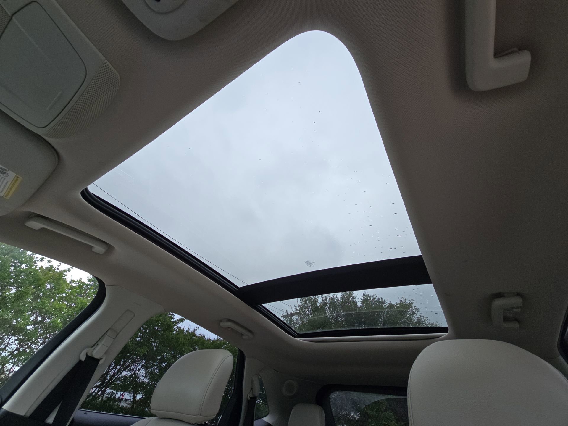 Used 2018 Ford Edge Titanium w/ Equipment Group 301A FWD image 20
