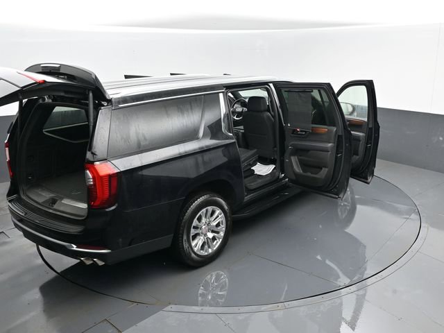 Used 2025 GMC Yukon XL Denali AWD/4WD image 32