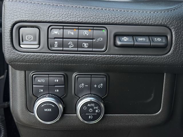 Used 2022 GMC Yukon XL Denali image 25