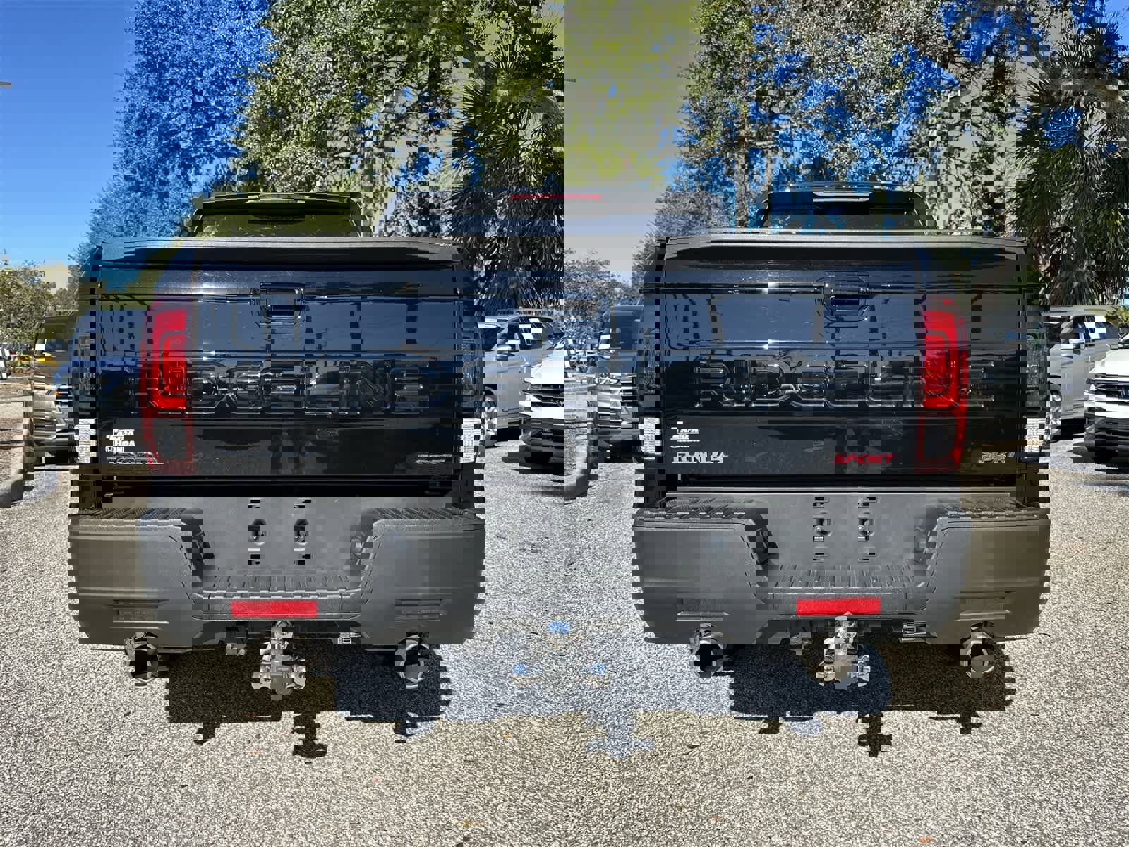 Used 2025 Honda Ridgeline Sport image 19