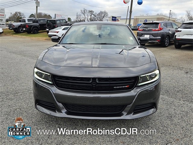 Used 2023 Dodge Charger SXT image 2
