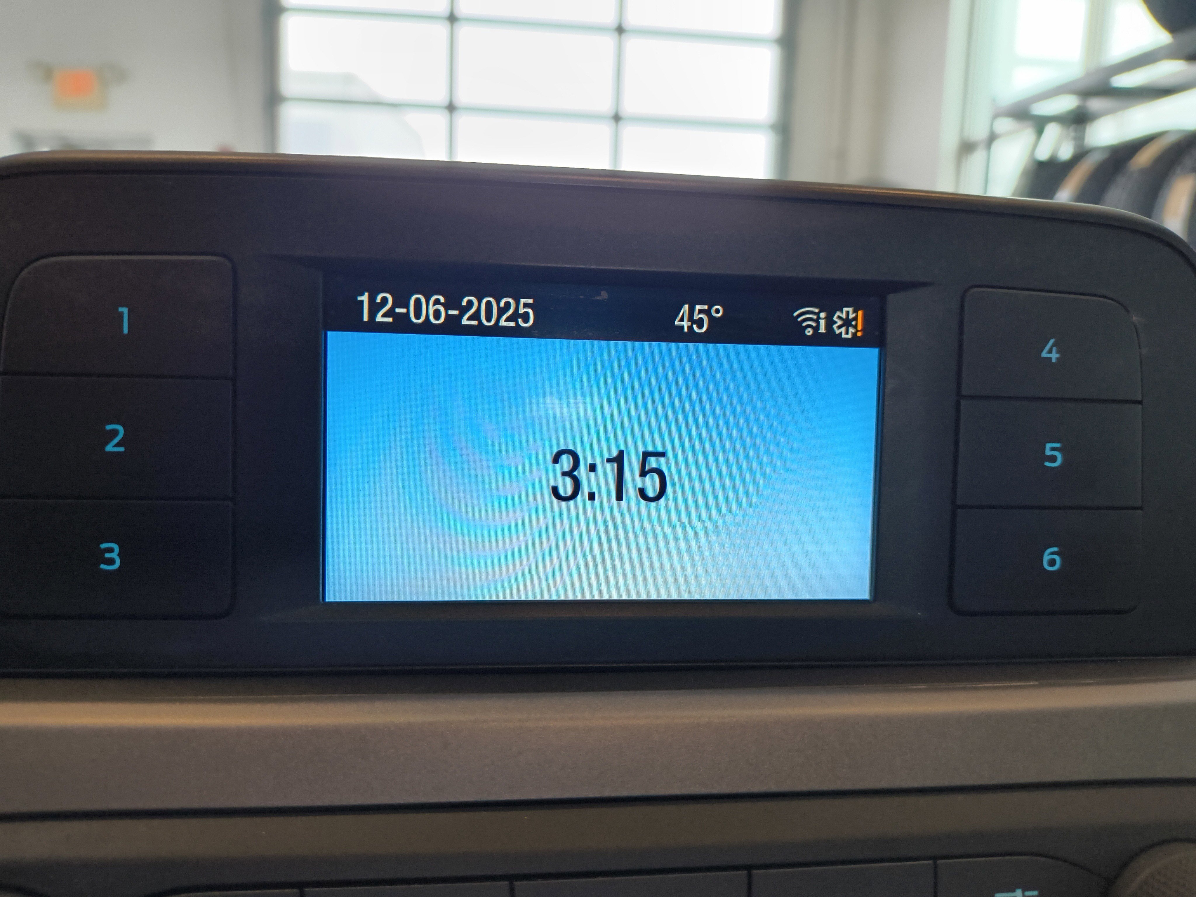 Used 2020 Ford Escape S image 19