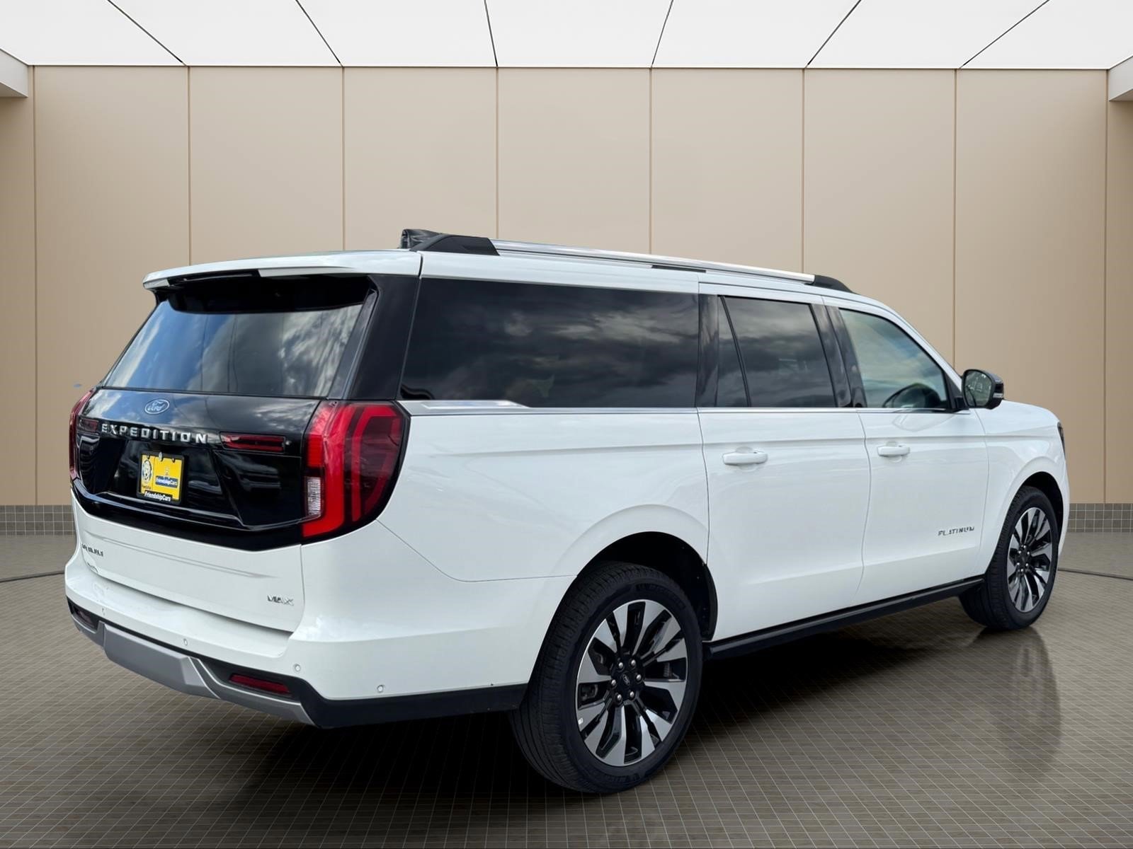 Used 2025 Ford Expedition Max Platinum w/ Driver's Package AWD/4WD image 3