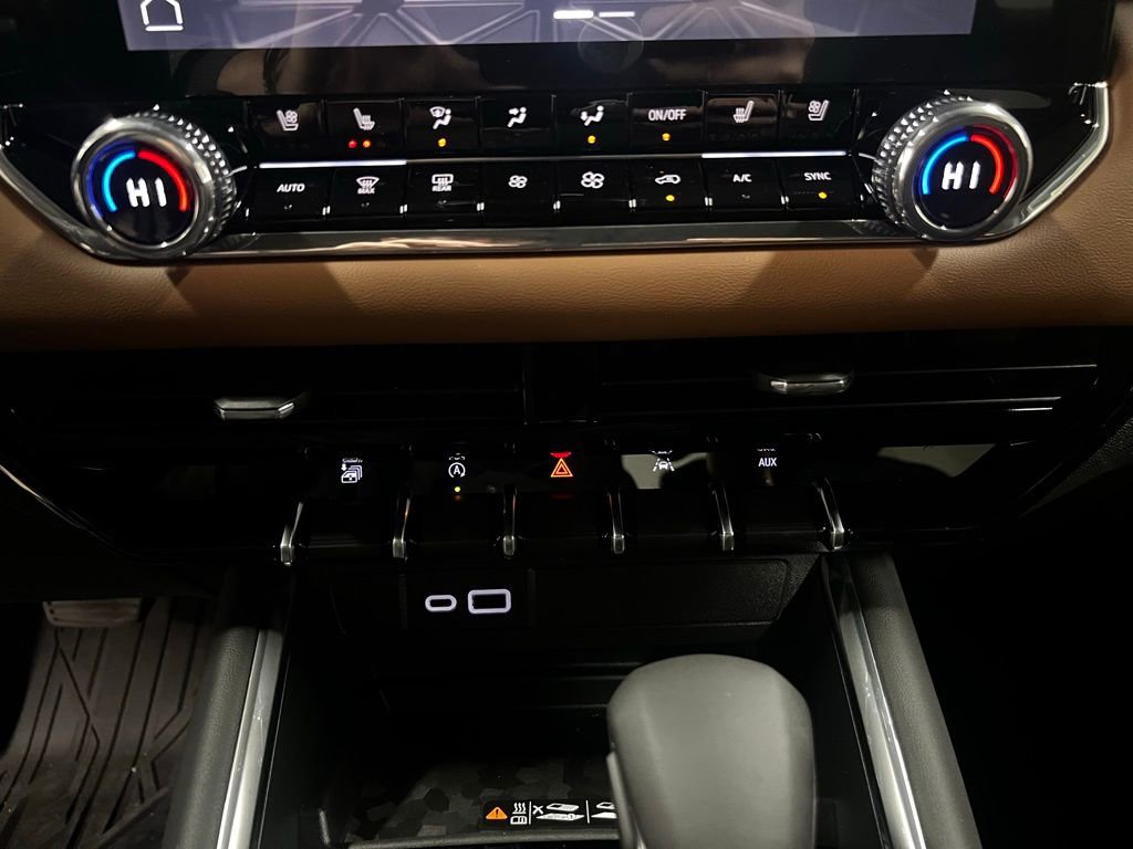 New 2026 GMC Canyon AT4 w/ AT4 Premium Package AWD/4WD image 22