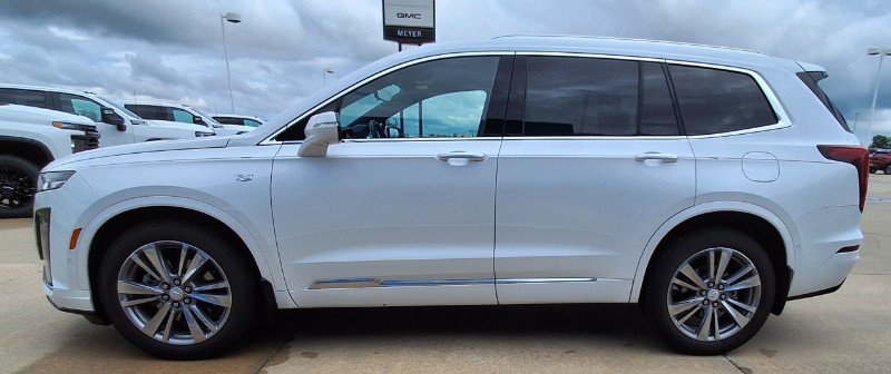 Used 2024 Cadillac XT6 Premium Luxury w/ Technology Package AWD/4WD image 5