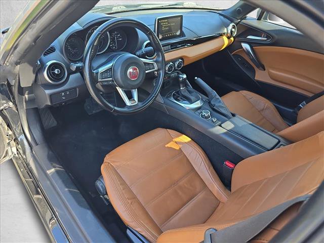 Used 2017 FIAT 124 Spider Lusso RWD image 13