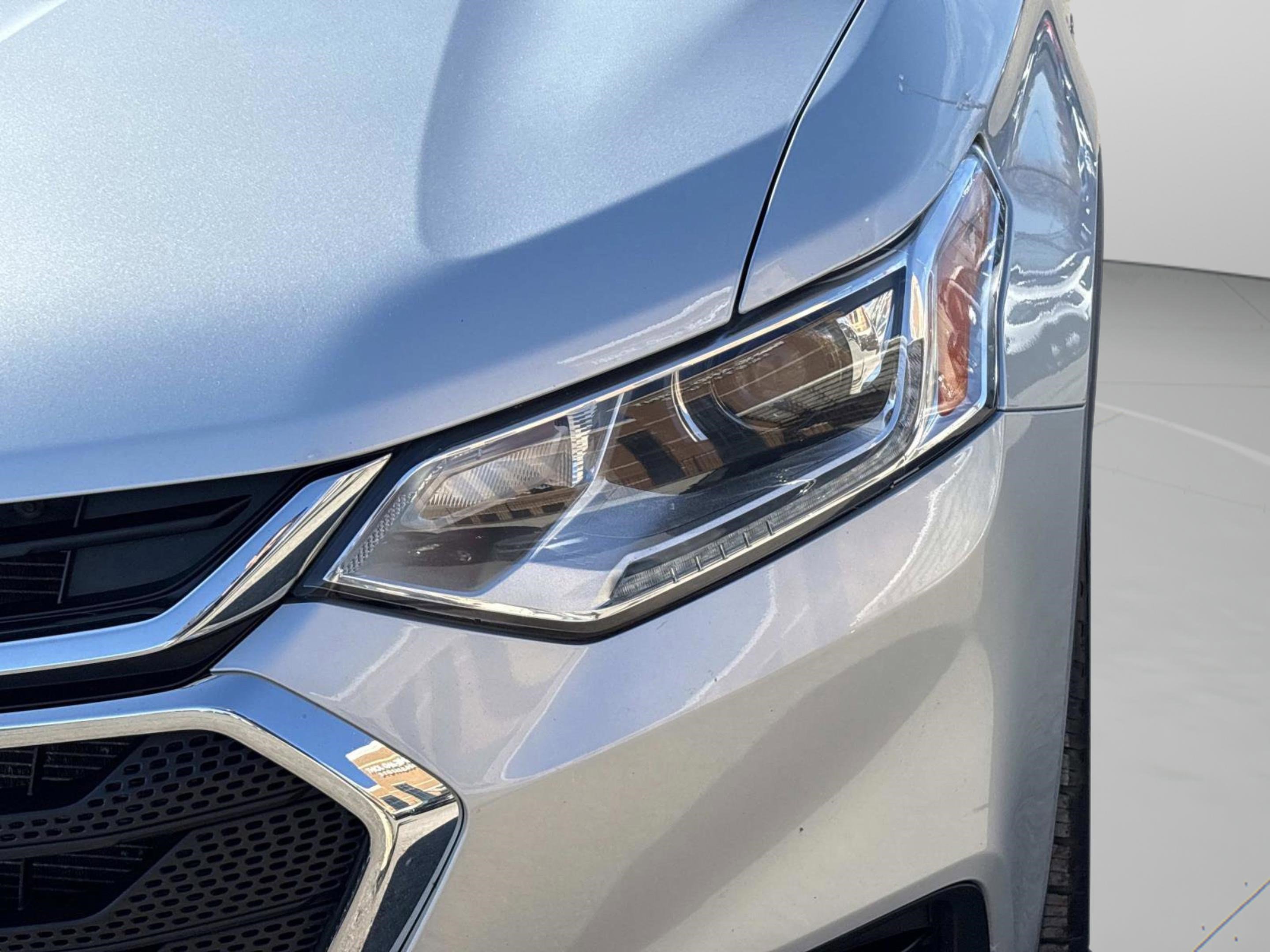 Used 2020 Chevrolet Traverse LS w/ LPO, Floor Liner Package image 9