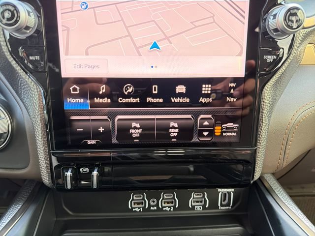 Used 2025 RAM 1500 Limited AWD/4WD image 14