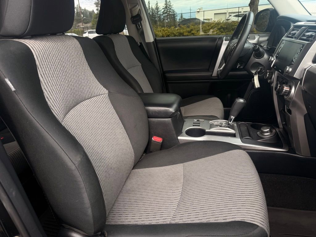 Used 2021 Toyota 4Runner SR5 image 29