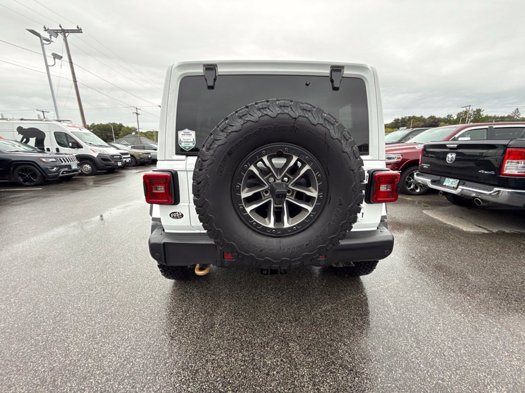 Certified 2024 Jeep Wrangler Unlimited Rubicon 392 AWD/4WD image 4