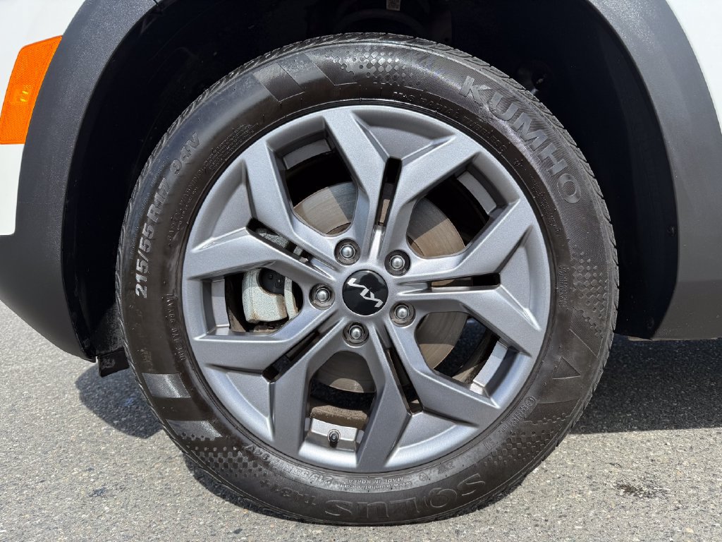 Certified 2024 Kia Seltos S AWD/4WD image 9