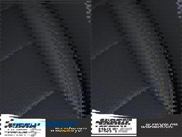 New 2025 Chevrolet Trax ACTIV w/ Sunroof Package image 22