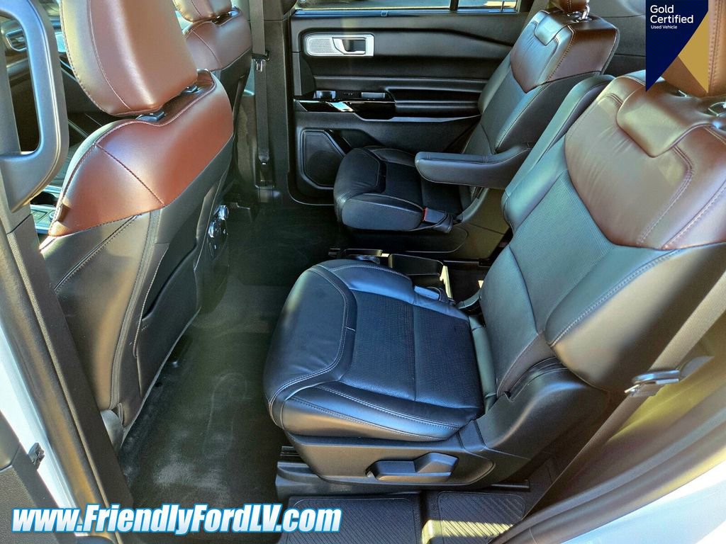 Certified 2021 Ford Explorer Platinum w/ Equipment Group 601A image 9