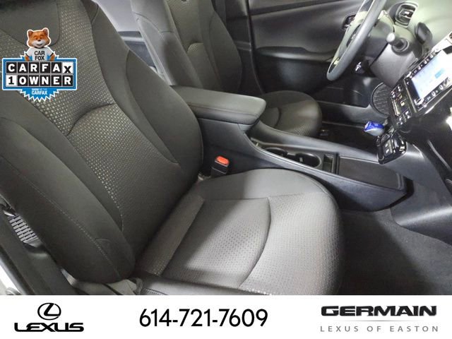 Used 2021 Toyota Prius LE image 29