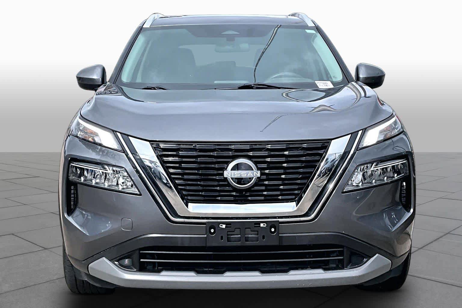 Certified 2023 Nissan Rogue SV w/ SV Premium B Package FWD image 4