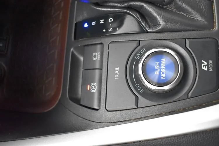 Used 2021 Toyota RAV4 Limited w/ Limited Grade Weather Package AWD/4WD image 35