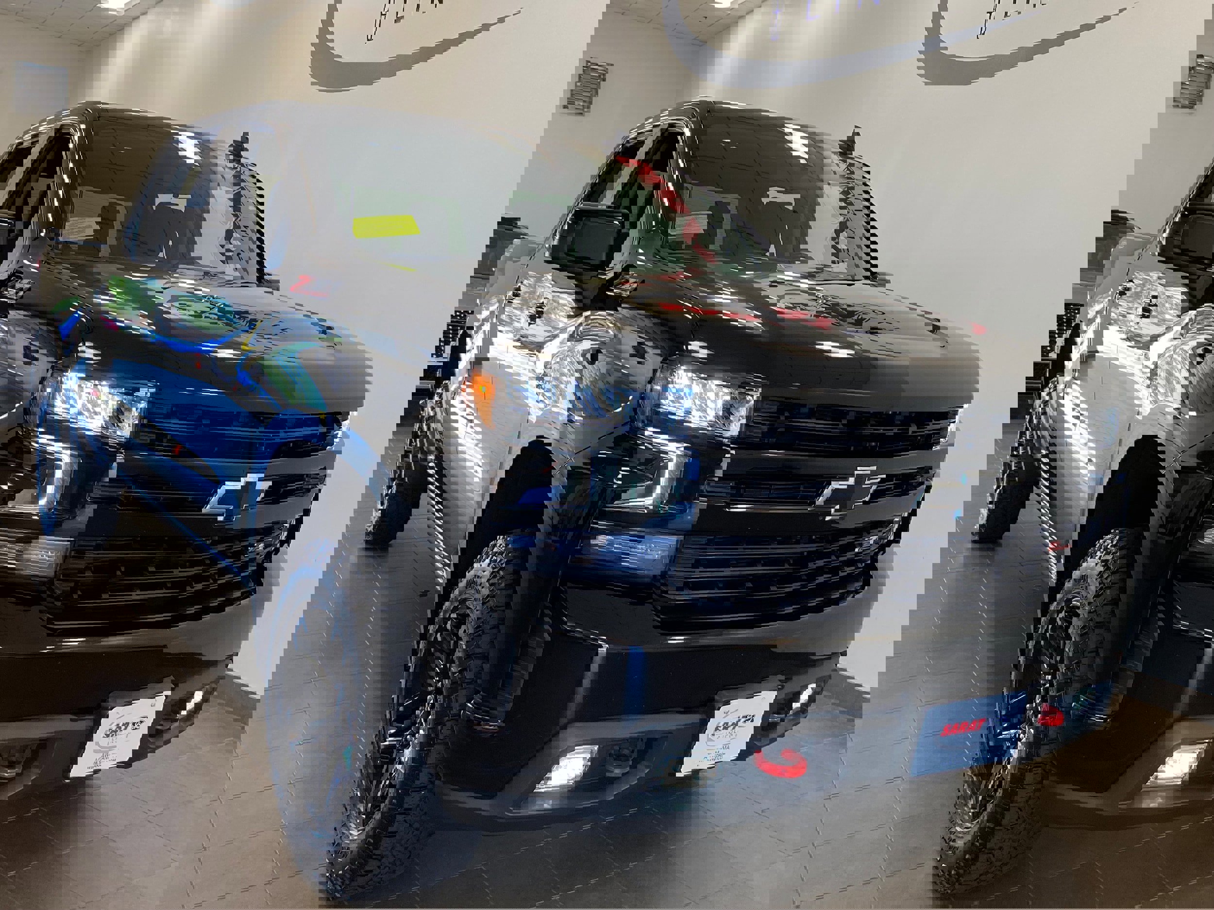 Used 2022 Chevrolet Silverado 1500 LT Trail Boss w/ Bed Protection Package image 2