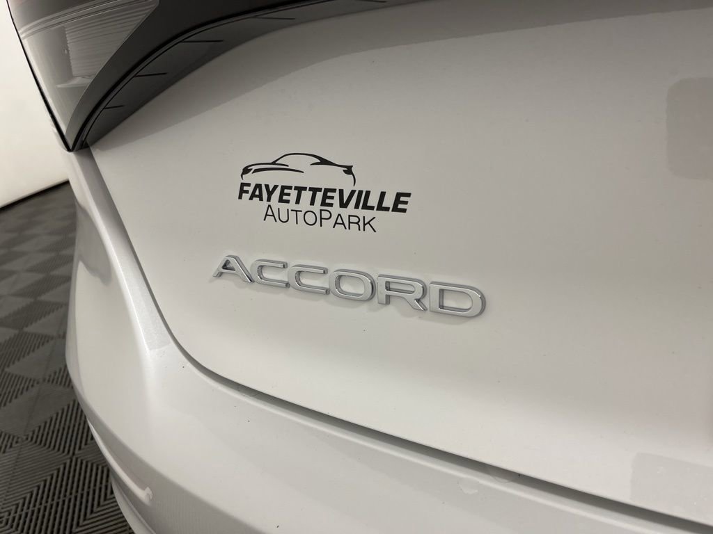 New 2025 Honda Accord SE image 18