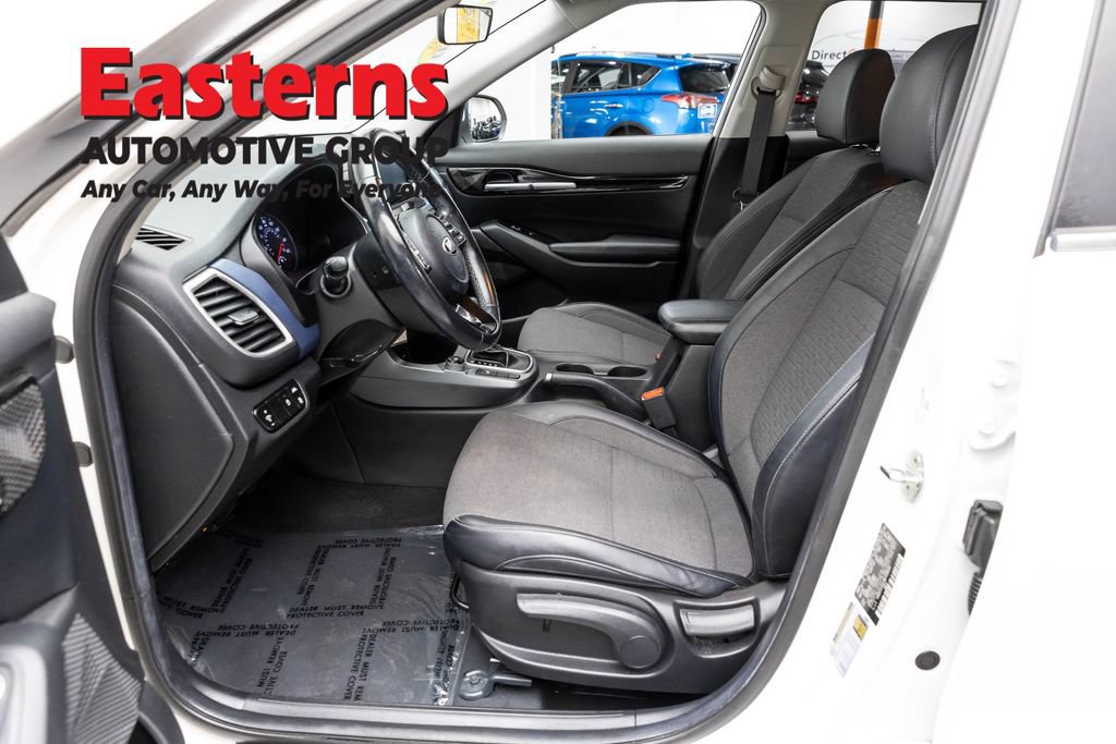 Used 2021 Kia Seltos S AWD/4WD image 14