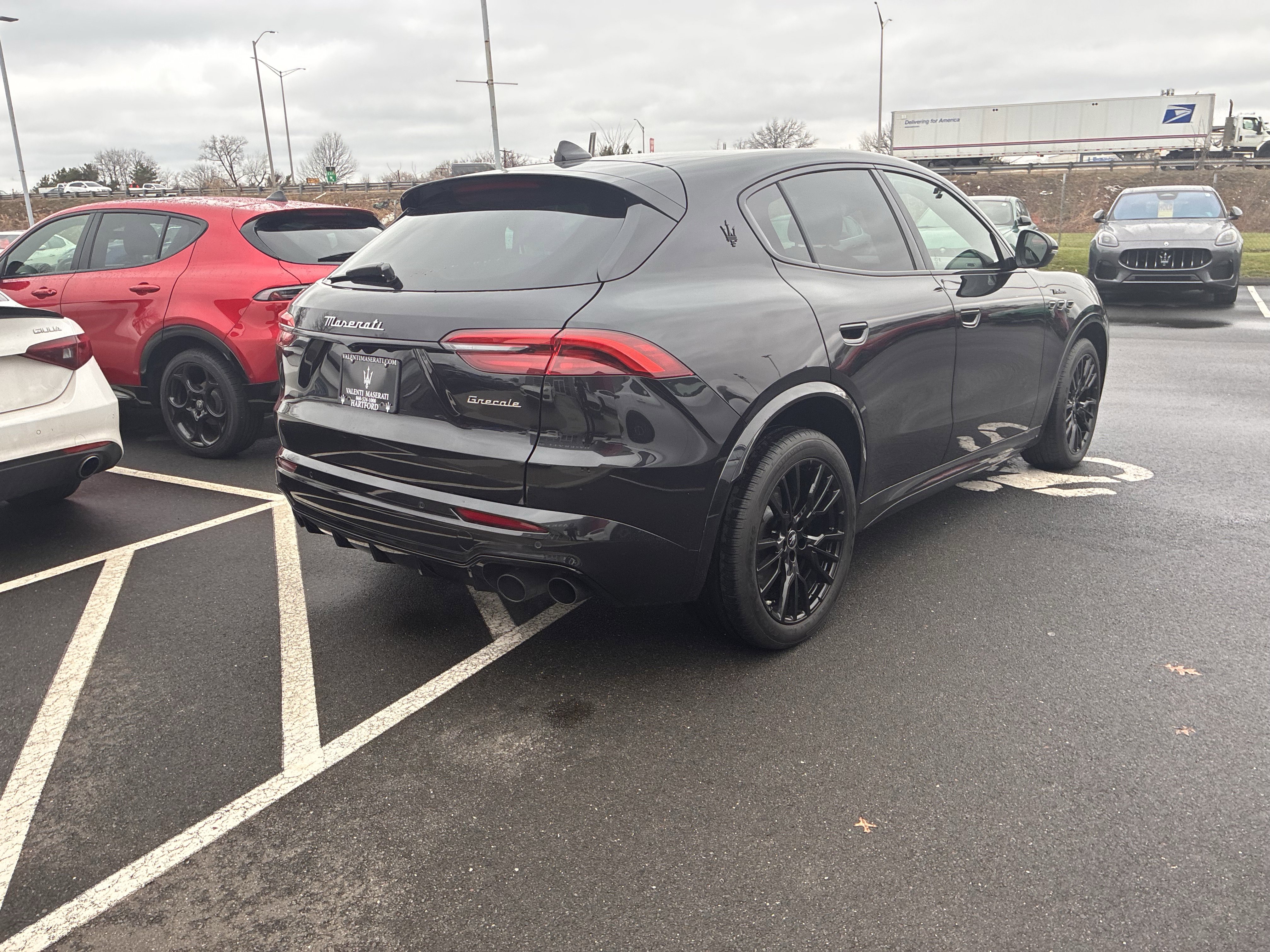 Used 2025 Maserati Grecale Modena image 7