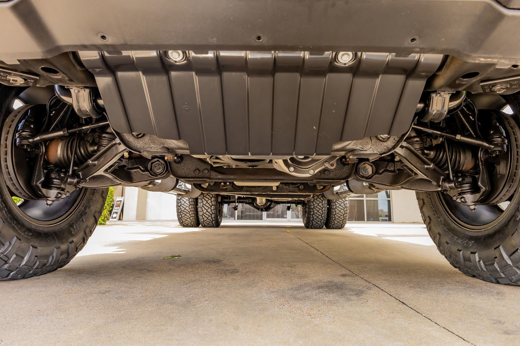 Used 2024 GMC Sierra 3500 SLT w/ SLT Premium Package AWD/4WD image 15