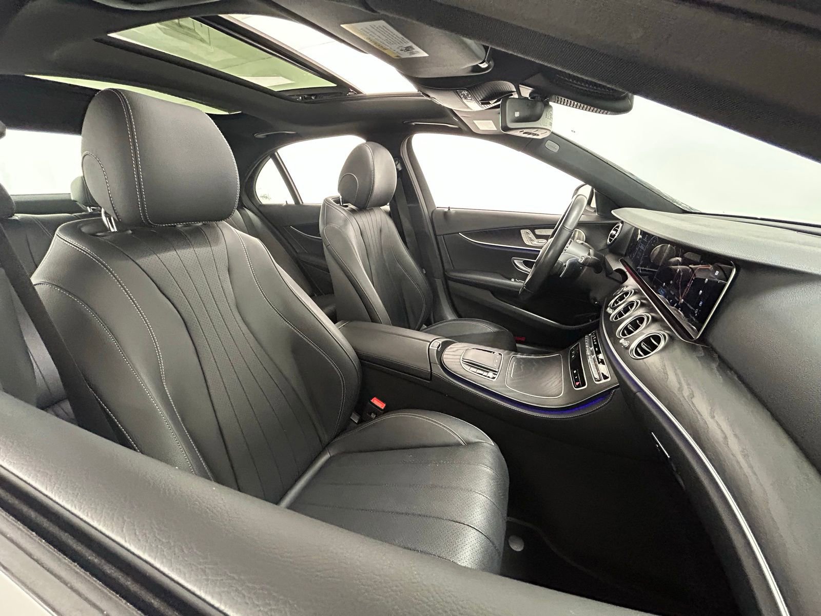 Used 2023 Mercedes-Benz E 350 4MATIC Sedan w/ Premium Package image 41