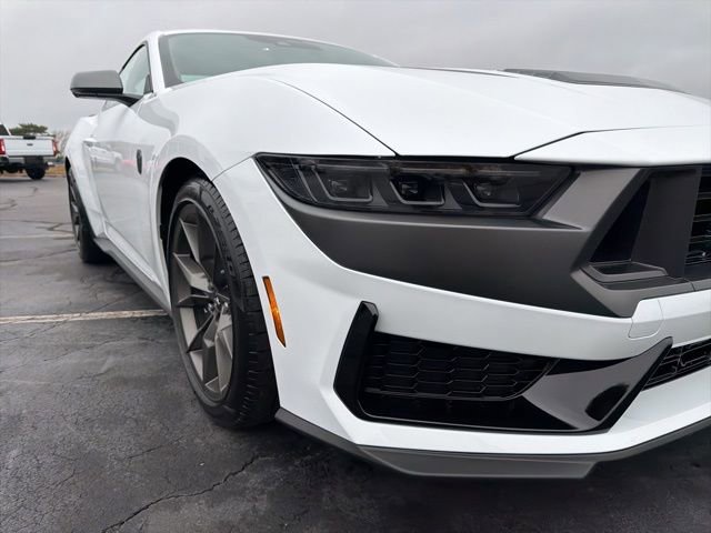 New 2026 Ford Mustang Dark Horse image 9