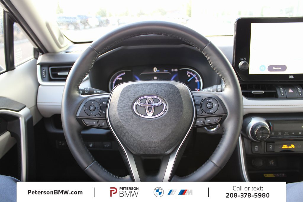 Used 2023 Toyota RAV4 XLE Premium image 19