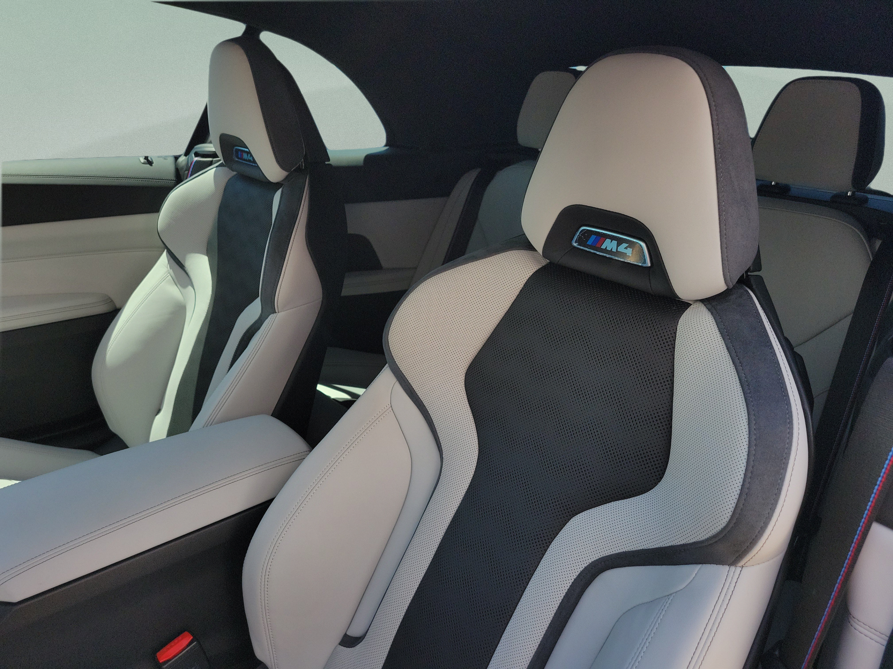 Used 2025 BMW M4 xDrive Competition w/ Executive Package AWD/4WD image 14
