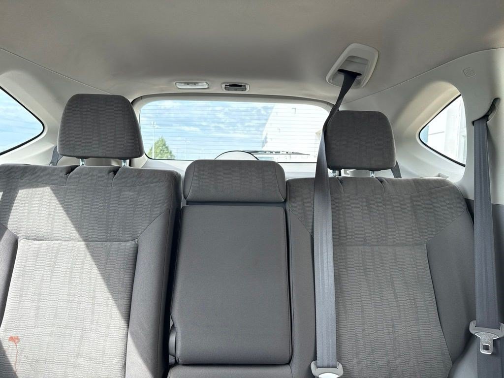 Used 2014 Honda CR-V LX image 7