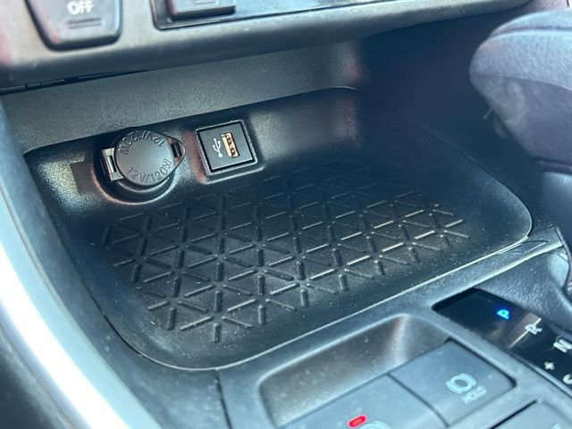 Used 2023 Toyota RAV4 XLE w/ Convenience Package image 40