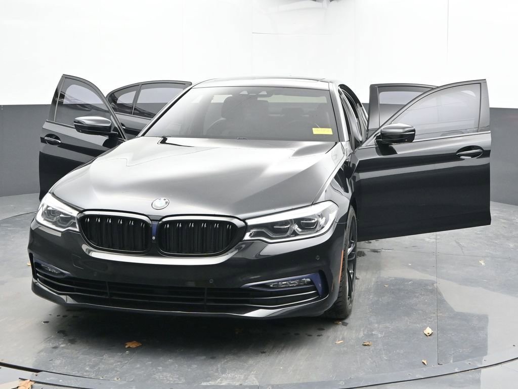 Used 2017 BMW 540i xDrive image 35