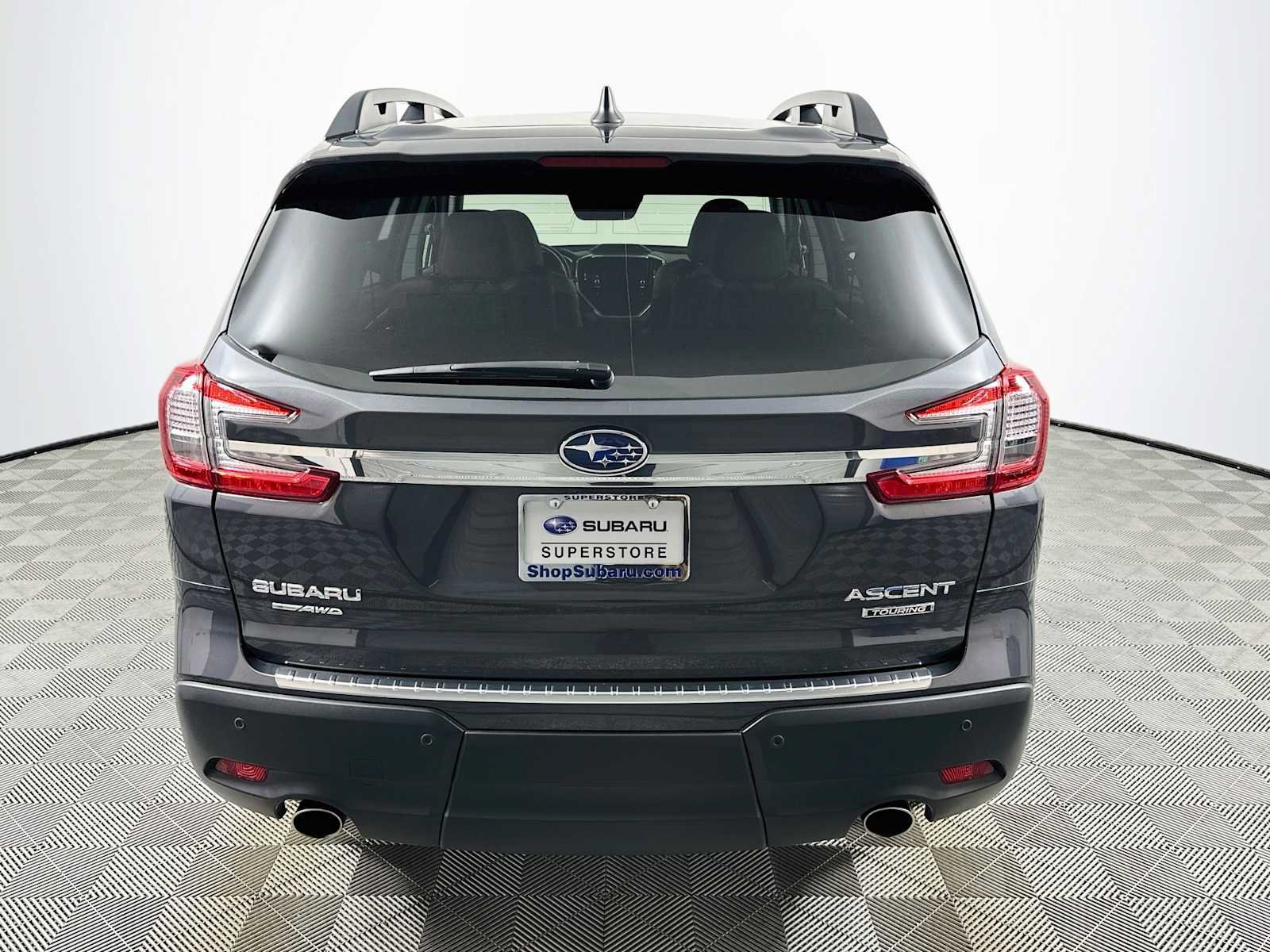 Used 2023 Subaru Ascent Touring AWD/4WD image 6