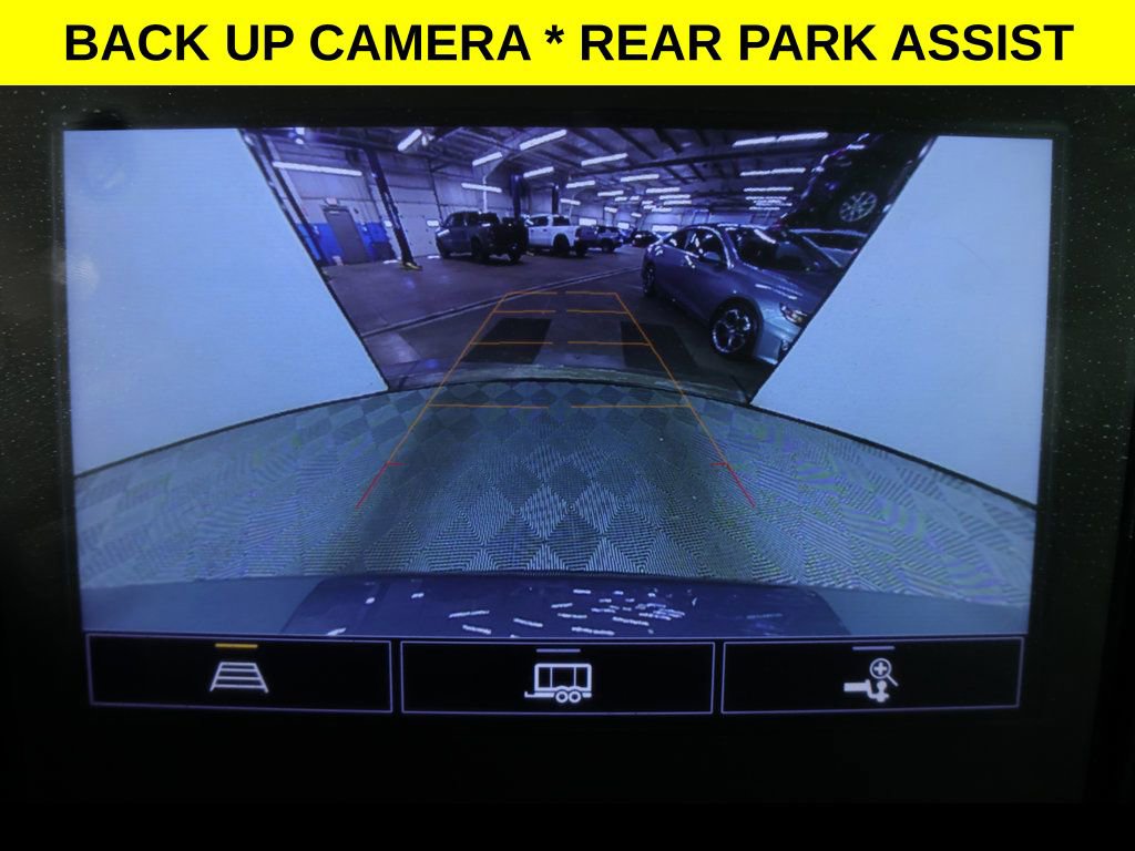 Used 2022 Chevrolet Traverse LT w/ LPO, Floor Liner Package image 6