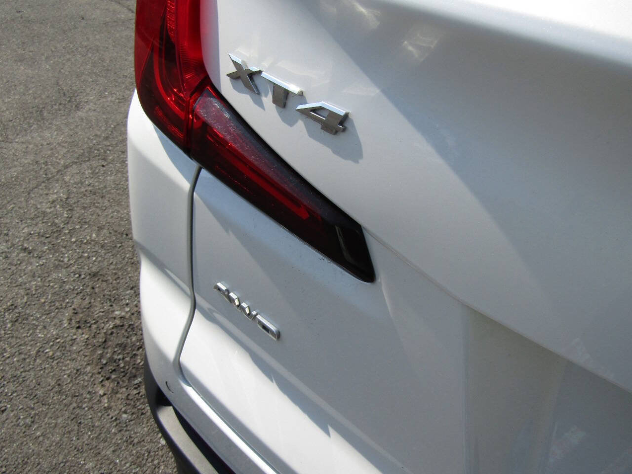 Used 2019 Cadillac XT4 Luxury AWD/4WD image 21